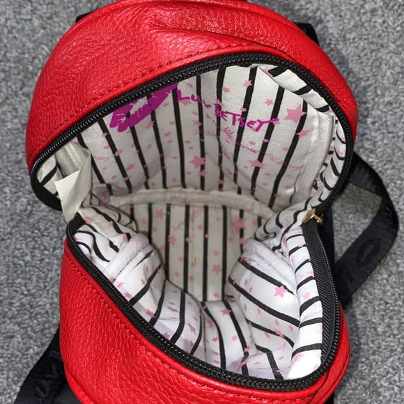 Luv Betsey Betsey Johnson Kids Mini Heart Book-bag - Picture 11 of 15